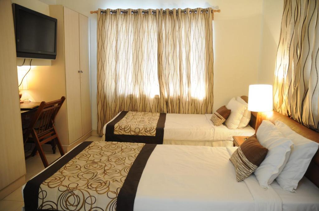 Executive Comfort Alwarpet Ченнаи Экстерьер фото