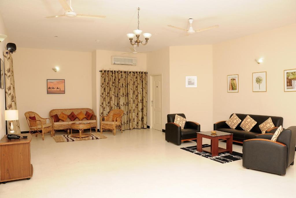 Executive Comfort Alwarpet Ченнаи Экстерьер фото