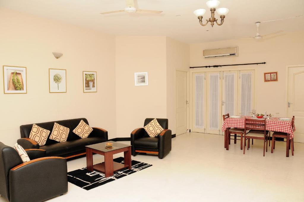 Executive Comfort Alwarpet Ченнаи Экстерьер фото